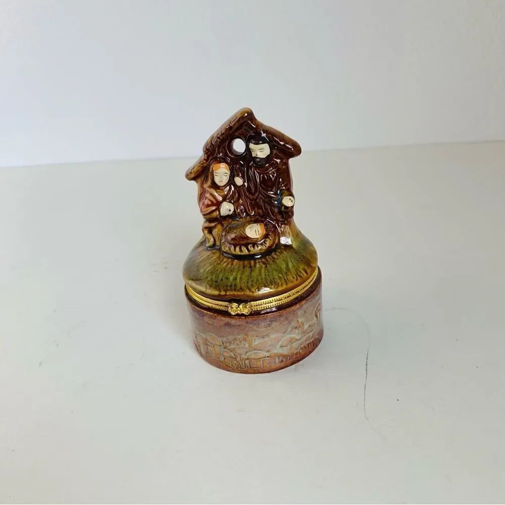 Nativity Trinket Box‎